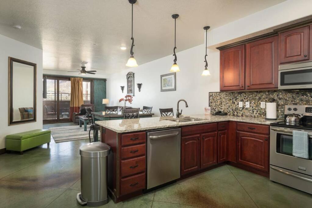 מואב Luxury Downtown Rental מראה חיצוני תמונה